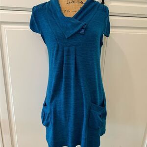 Papillon dress with pockets size large